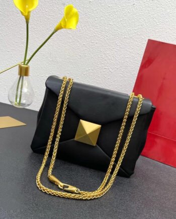 Women's Fashion All-match Retro Brass Large Rivet Chain Bag